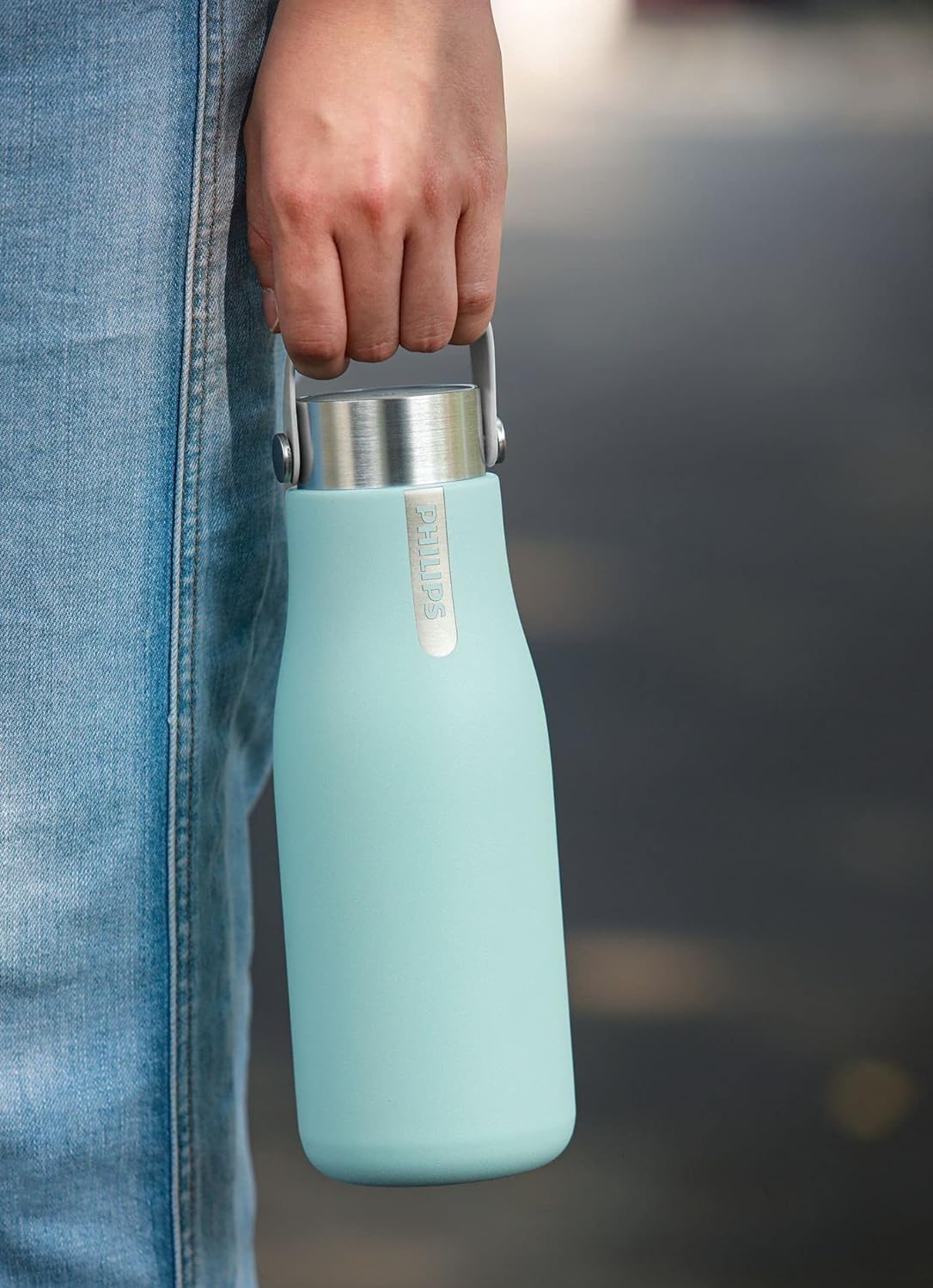 PHILIPS Self-Cleaning Smart Water Bottle. Read Our Review!